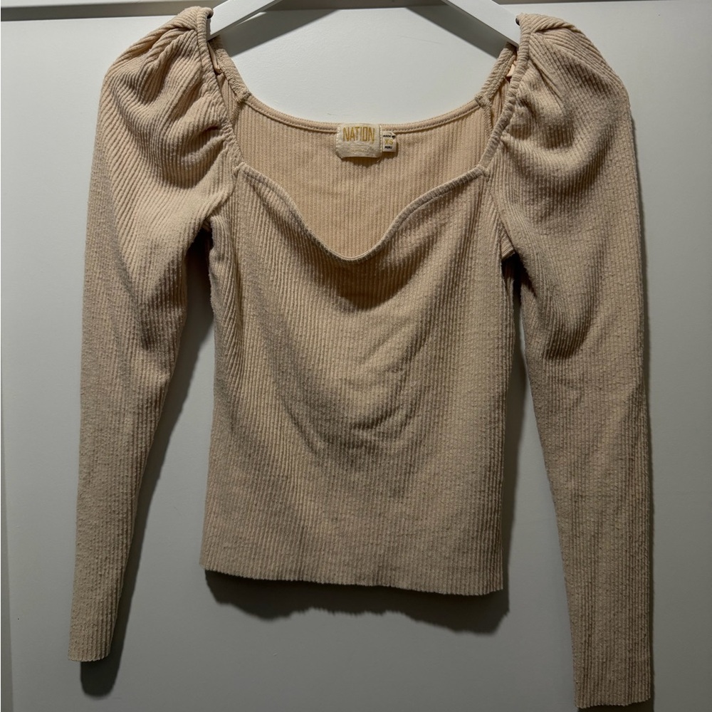 Long-Sleeve Ribbed Puff-Shoulder Top in Beige